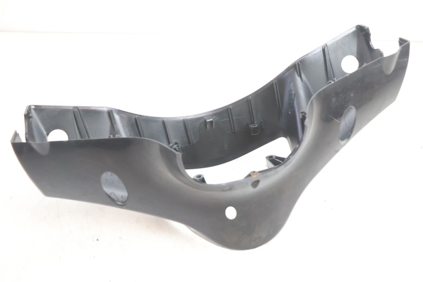 photo de LENKERVERKLEIDUNG VORNE PIAGGIO LIBERTY 125 (1998 - 2008) - Details der Befestigungspunkte