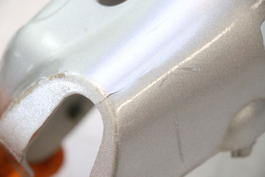 photo de LENKERVERKLEIDUNG VORNE PIAGGIO LIBERTY 50 (1998 - 2003) - Zoom auf Gebrauchszustand