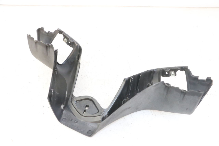 photo de VORDERER LENKERABDECKUNG PIAGGIO MP3 LT 300 (2010 - 2016) - Technische Nahaufnahme
