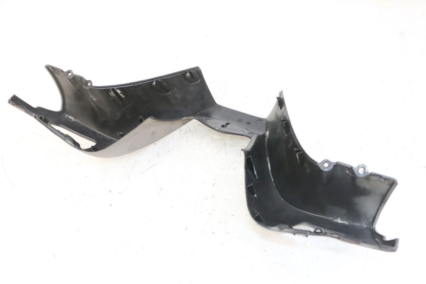 photo de VORDERER LENKERABDECKUNG PIAGGIO MP3 LT 300 (2010 - 2016) - Oberflächenzustand und Material