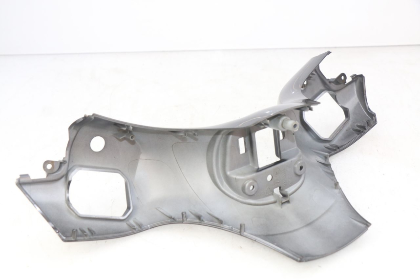 photo de VORDERER LENKERABDECKUNG PIAGGIO MP3 500 (2014 - 2017) - Zoom auf Gebrauchszustand