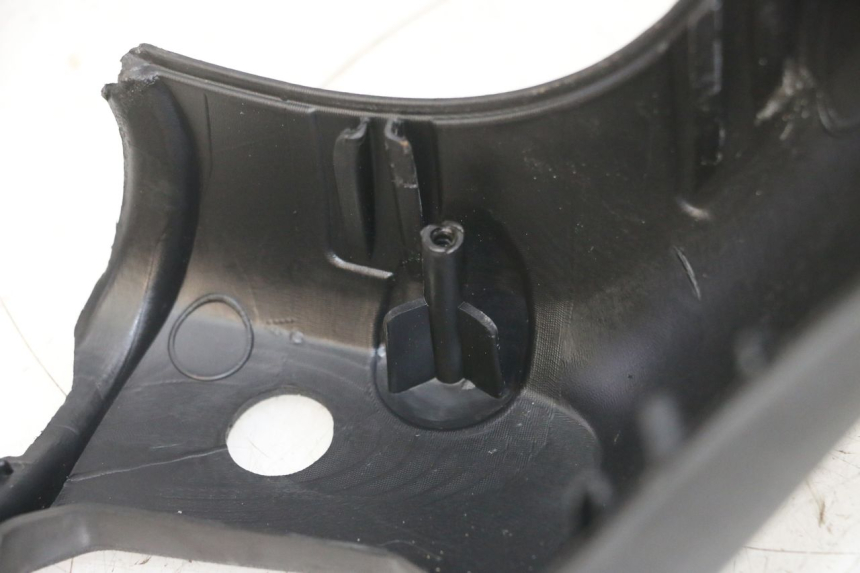 photo de LENKERVERKLEIDUNG VORNE PIAGGIO MP3 500 (2016 - 2018) - Zoom auf Gebrauchszustand