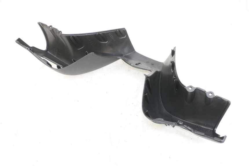 photo de LENKERVERKLEIDUNG VORNE PIAGGIO MP3 RL 250 (2006 - 2010) - Alternative Perspektive