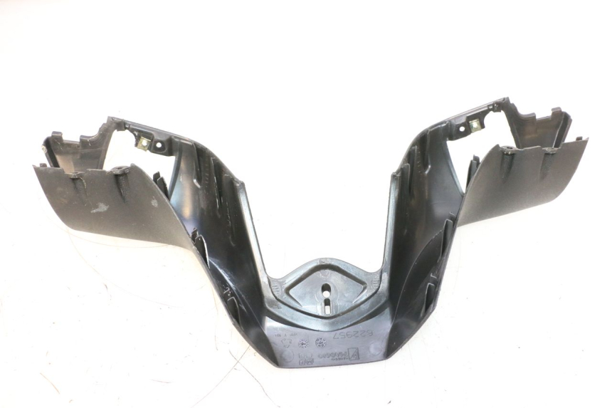 photo de VORDERER LENKERABDECKUNG PIAGGIO MP3 125 (2006 - 2014) - Technische Nahaufnahme