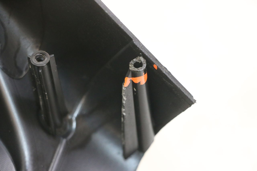 photo de LENKERVERKLEIDUNG VORNE GILERA NEXUS 125 (2009 - 2013) - Detailansicht des Bauteils