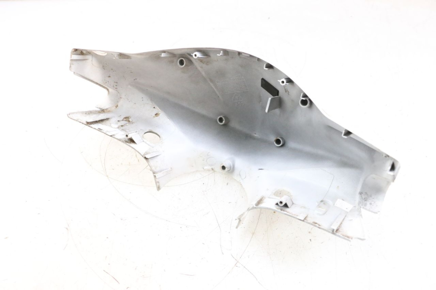 photo de LENKERVERKLEIDUNG VORNE SYM ORBIT 2 50 (2008 - 2014) - Fokus auf die Struktur