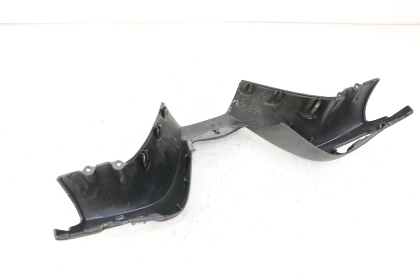 photo de VORDERER LENKERABDECKUNG PIAGGIO MP3 125 (2006 - 2014) - Zoom auf Gebrauchszustand