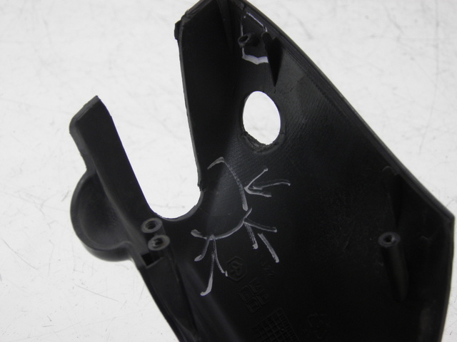 photo de LENKERVERKLEIDUNG VORNE PIAGGIO ZIP 4T 50 (2001 - 2008) - Hauptansicht