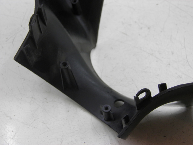 photo de LENKERVERKLEIDUNG VORNE PIAGGIO ZIP 4T 50 (2001 - 2008) - Zoom auf Gebrauchszustand