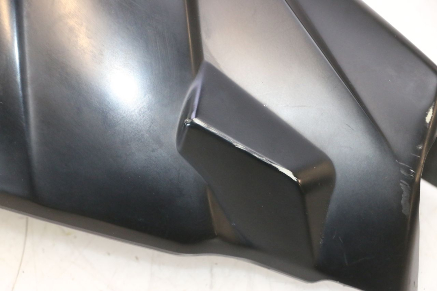 photo de LENKERVERKLEIDUNG VORNE TNT MOTOR ROMA 10' 2T 50 (2011 - 2018) - Details der Befestigungspunkte