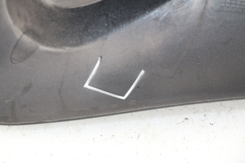 photo de LENKERVERKLEIDUNG VORNE PEUGEOT SATELIS 300 (2012 - 2015) - Technische Nahaufnahme