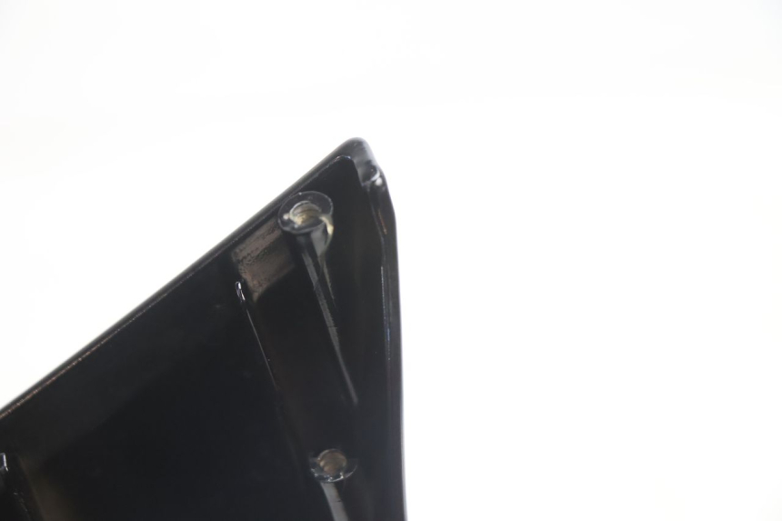 photo de LENKERVERKLEIDUNG VORNE VASTRO STREET S 50 (2016 - 2021) - Details der Befestigungspunkte