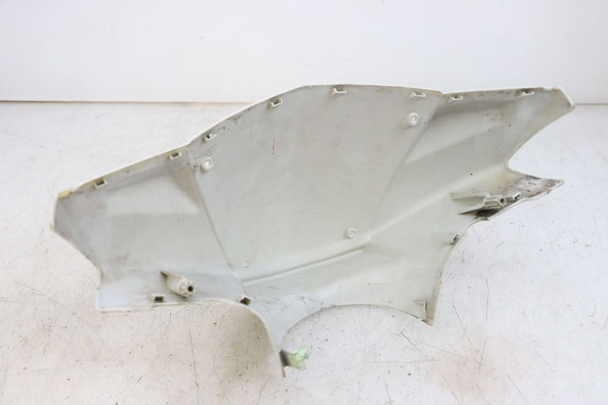 photo de LENKERVERKLEIDUNG VORNE PEUGEOT STREETZONE 2T 50 (2014 - 2019) - Zoom auf Gebrauchszustand