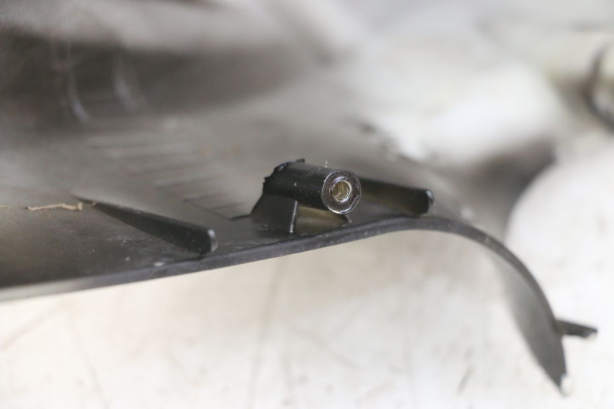 photo de VORDERE LENKERABDECKUNG TNT MOTOR ROMA 10' 4T 50 (2019 - 2022) - Oberflächenzustand und Material