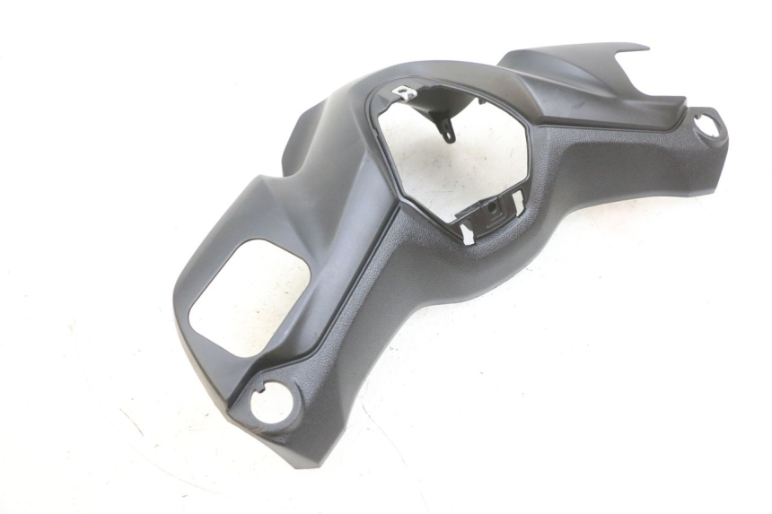 photo de LENKERVERKLEIDUNG VORNE YAMAHA TRICITY 300 (2020 - 2024) - Technische Nahaufnahme