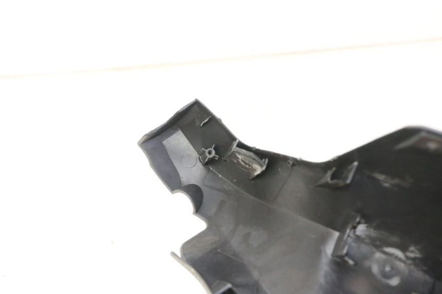 photo de VORDERE LENKERABDECKUNG SUZUKI UH BURGMAN 125 (2002 - 2006) - Detailansicht des Bauteils