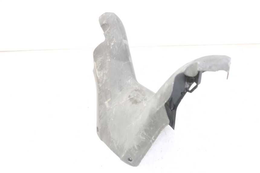 photo de VORDERE LENKERABDECKUNG SUZUKI UH BURGMAN 125 (2002 - 2006) - Details der Befestigungspunkte