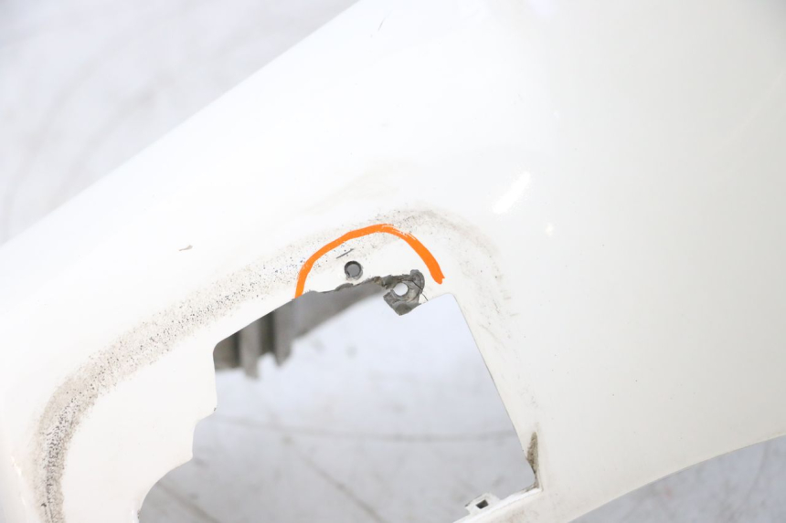 photo de LENKERVERKLEIDUNG VORNE PIAGGIO VESPA GTS SUPER IE 125 (2009 - 2016) - Detaillierte Sichtprüfung