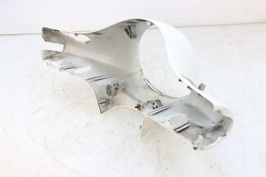 photo de LENKERVERKLEIDUNG VORNE PIAGGIO VESPA GTS SUPER IE 125 (2009 - 2016) - Oberflächenzustand und Material
