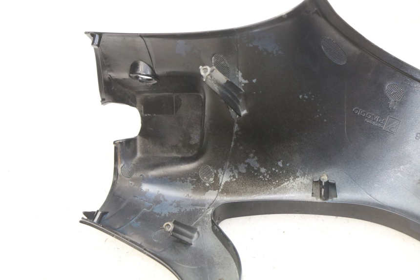 photo de VORDERER LENKERABDECKUNG PIAGGIO VESPA PRIMAVERA 2T 50 (2013 - 2018) - Alternative Perspektive