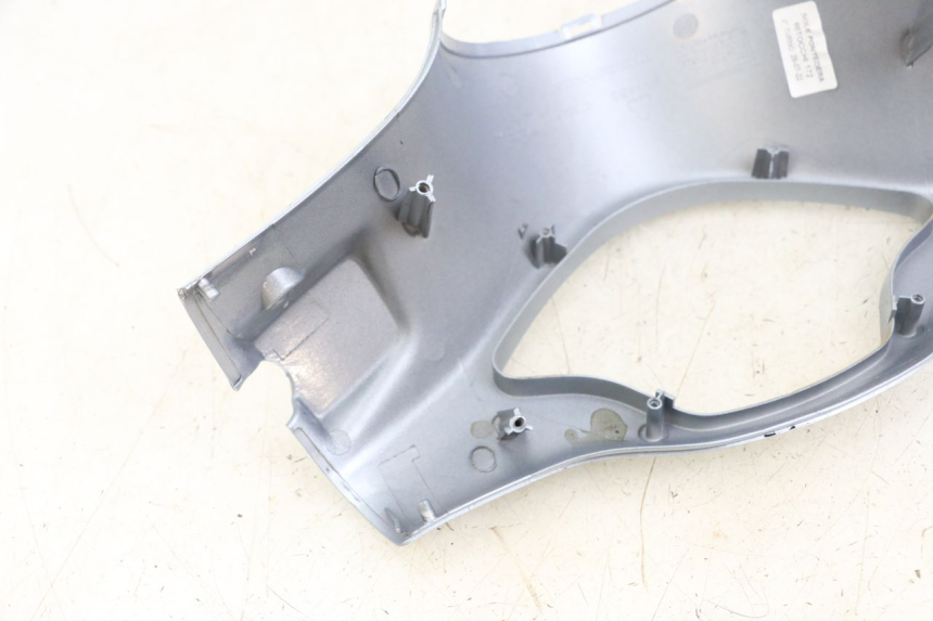 photo de VORDERE LENKERABDECKUNG PIAGGIO VESPA PRIMAVERA 4T 50 (2021 - 2024) - Oberflächenzustand und Material