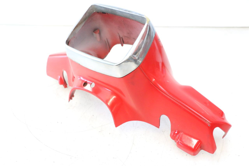 photo de VORDERE LENKERABDECKUNG PIAGGIO VESPA S 2T 50 (2007 - 2014) - Charakteristische Merkmale