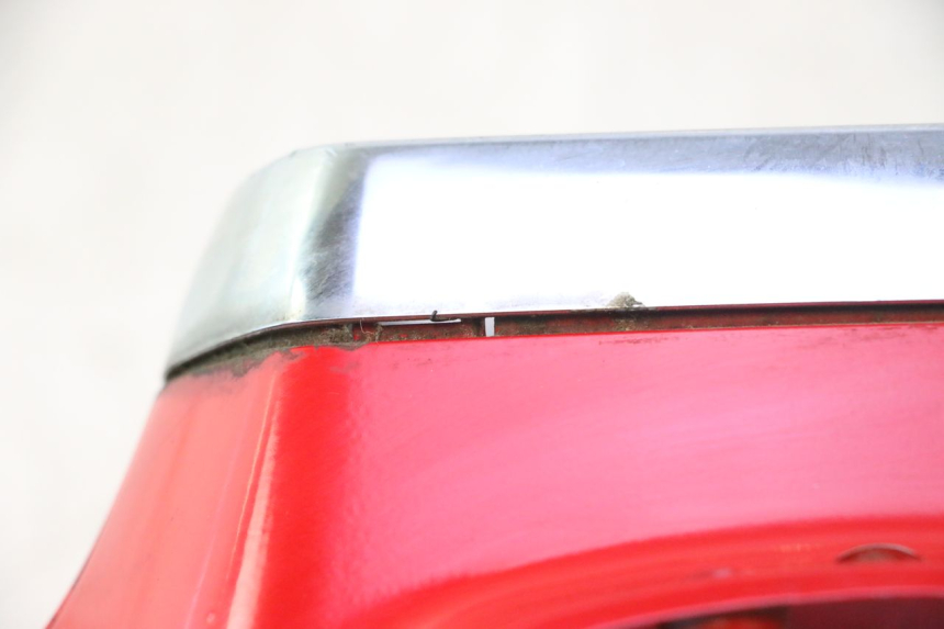 photo de VORDERE LENKERABDECKUNG PIAGGIO VESPA S 2T 50 (2007 - 2014) - Hochauflösende Nahaufnahme