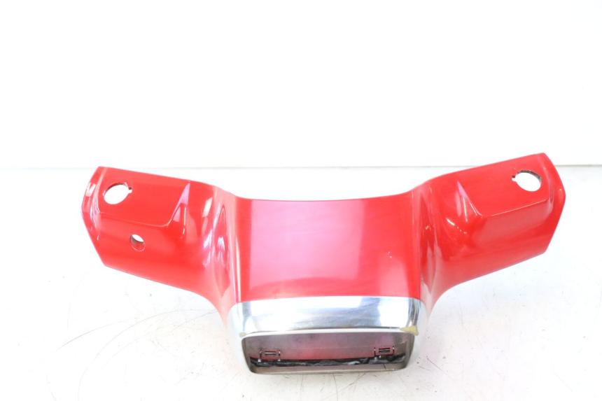 photo de VORDERE LENKERABDECKUNG PIAGGIO VESPA S 2T 50 (2007 - 2014) - Details der Befestigungspunkte
