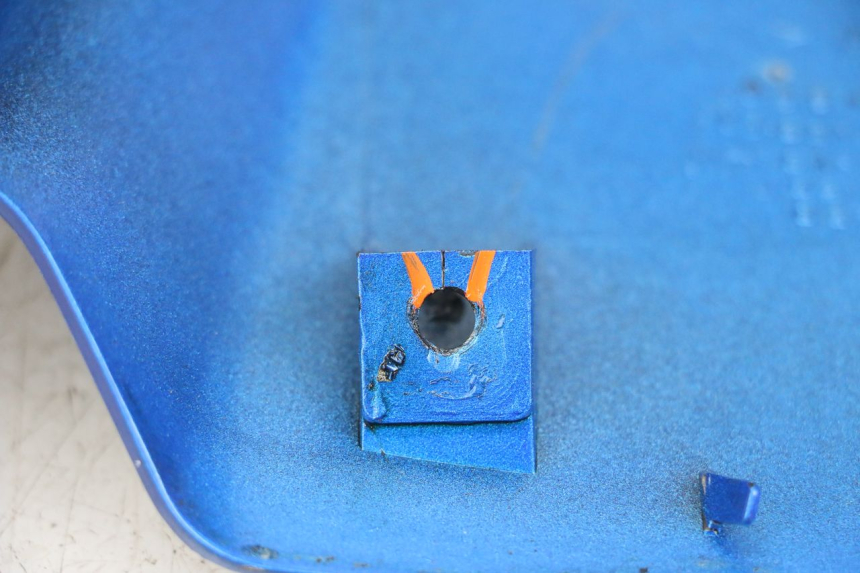 photo de LENKERVERKLEIDUNG VORNE YAMAHA BW'S NG NEXT GENERATION 50 (1996 - 2003) - Details der Befestigungspunkte