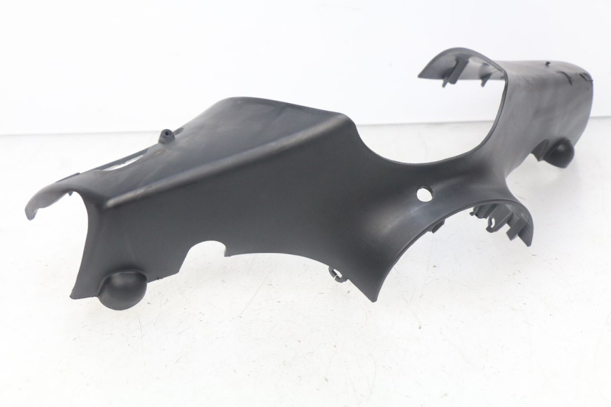 photo de LENKERVERKLEIDUNG VORNE PIAGGIO ZIP 4T 50 (2006 - 2017) - Technische Nahaufnahme