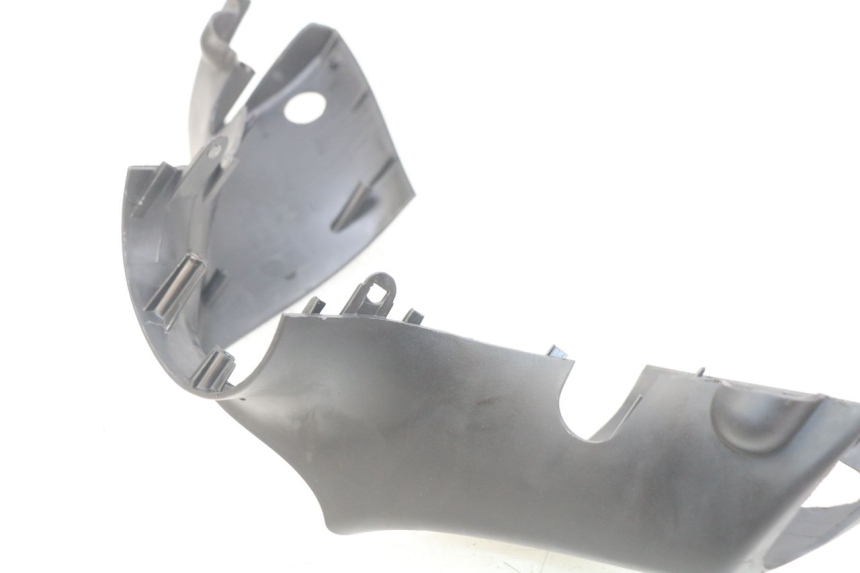 photo de VORDERER LENKERABDECKUNG PIAGGIO ZIP 4T 50 (2018 - 2020) - Detailansicht des Bauteils