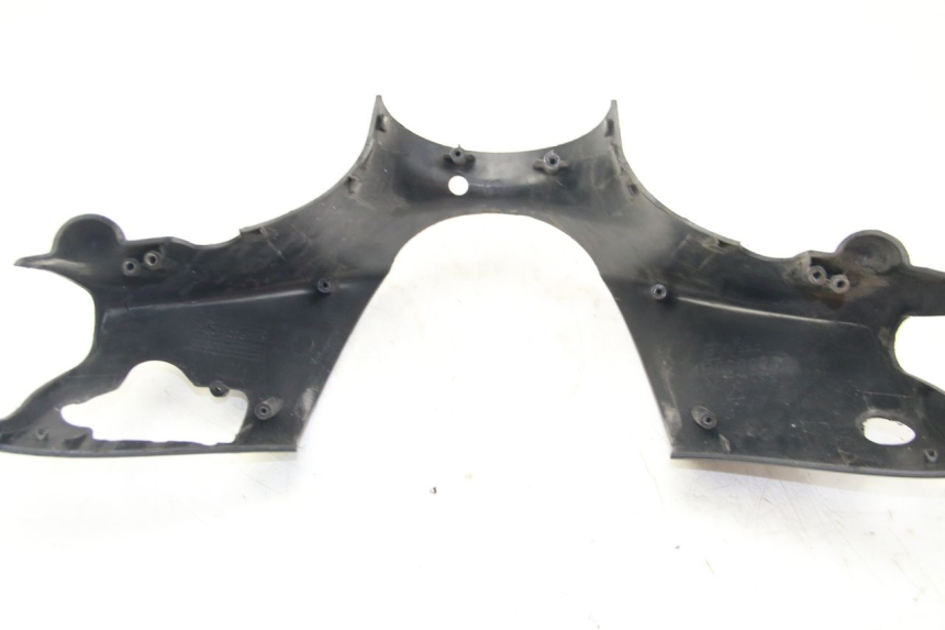 photo de VORDERER LENKERABDECKUNG PIAGGIO ZIP 4T 50 (2018 - 2020) - Details der Befestigungspunkte