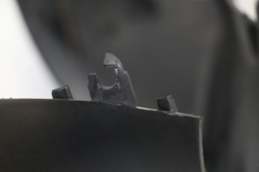 photo de VORDERER LENKERABDECKUNG PIAGGIO ZIP 4T 50 (2018 - 2020) - Oberflächenzustand und Material