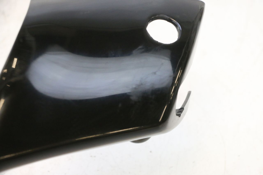 photo de LENKERVERKLEIDUNG VORNE PIAGGIO ZIP 4T 50 (2006 - 2017) - Detailansicht des Bauteils