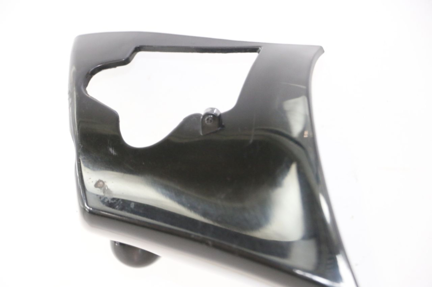 photo de LENKERVERKLEIDUNG VORNE PIAGGIO ZIP 4T 50 (2006 - 2017) - Hochauflösende Nahaufnahme