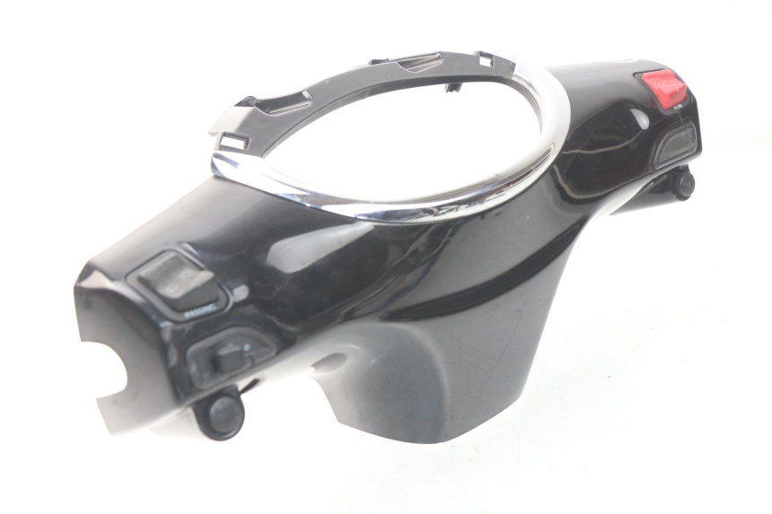 photo de LENKER VERKLEIDUNG ZÜNDSCHLOSS PIAGGIO FLY IE 125 (2012 - 2017) - Detailansicht des Bauteils