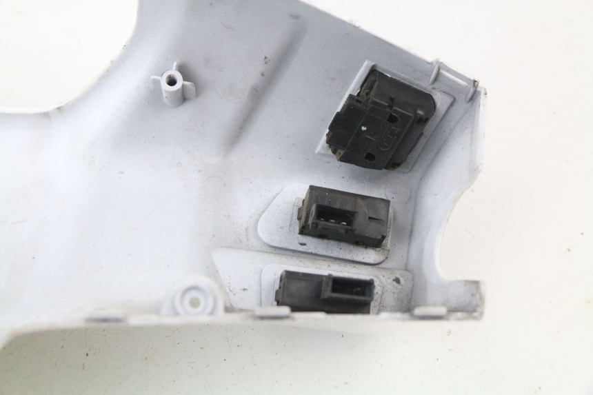 photo de LENKER VERKLEIDUNG ZÜNDSCHLOSS KYMCO LIKE 2T 50 (2009 - 2018) - Zoom auf Gebrauchszustand