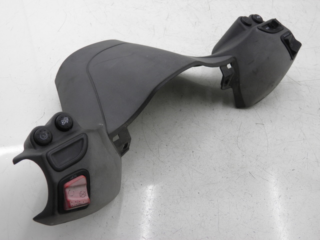 photo de LENKER VERKLEIDUNG ZÜNDSCHLOSS PIAGGIO X8 STREET 125 (2006 - 2007) - Hauptansicht