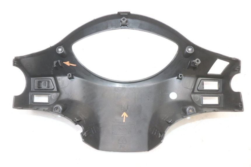 photo de LENKER VERKLEIDUNG ZÜNDSCHLOSS PEUGEOT TWEET 125 (2018 - 2021) - Detailansicht des Bauteils