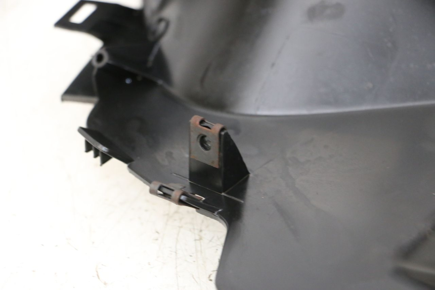 photo de LENKERABDECKUNG BEDIENELEMENT YAMAHA XMAX X-MAX 125 (2006 - 2009) - Details der Befestigungspunkte