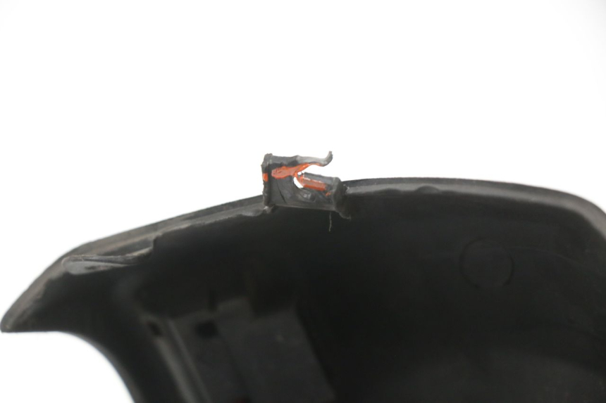 photo de LENKERABDECKUNG SCHALTER PIAGGIO XEVO - X EVO 125 (2007 - 2017) - Weitere Ansicht des Artikels