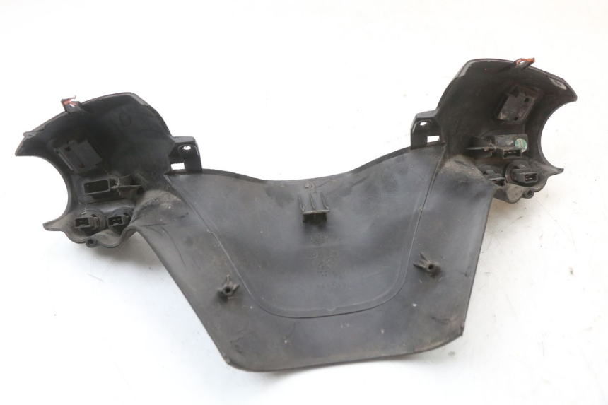 photo de LENKERABDECKUNG SCHALTER PIAGGIO XEVO - X EVO 125 (2007 - 2017) - Technische Nahaufnahme