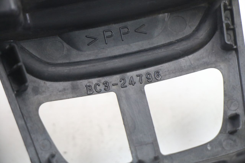 photo de LENKER VERKLEIDUNG ZÜNDSCHLOSS YAMAHA YP T-MAX TMAX 530 (2017 - 2020) - Technische Nahaufnahme