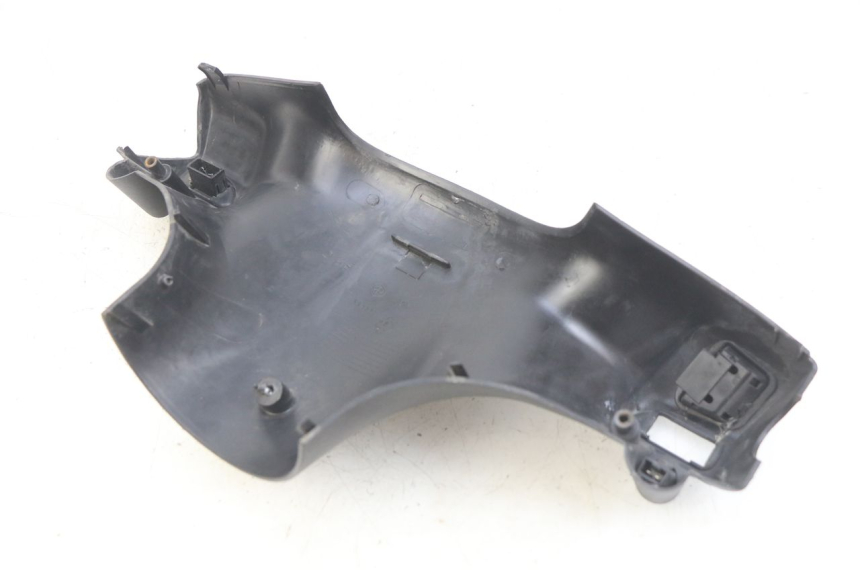 photo de LENKERABDECKUNG SCHALTER PIAGGIO ZIP 4T 50 (2018 - 2020) - Zoom auf Gebrauchszustand