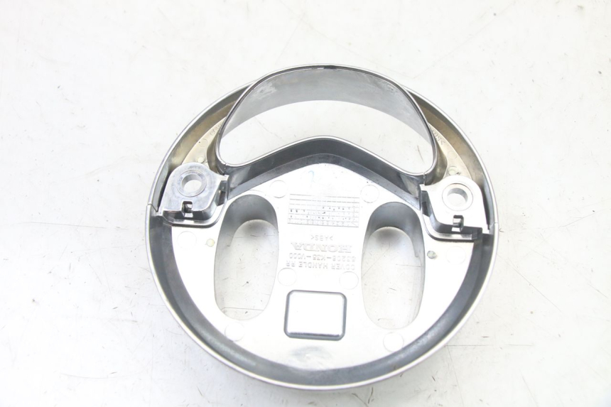 photo de LENKERVERKLEIDUNG HONDA PCX (JF57/JF64) 125 (2014 - 2018) - Technische Nahaufnahme