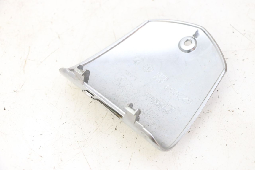 photo de LENKERVERKLEIDUNG PIAGGIO MP3 RL 250 (2006 - 2010) - Detailansicht des Bauteils