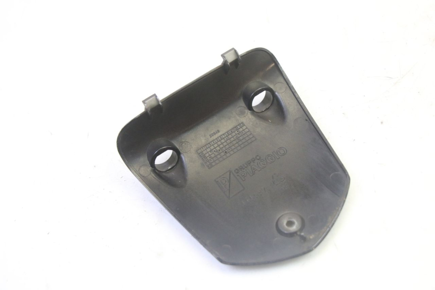 photo de LENKERABDECKUNG PIAGGIO MP3 500 (2011 - 2015) - Technische Nahaufnahme