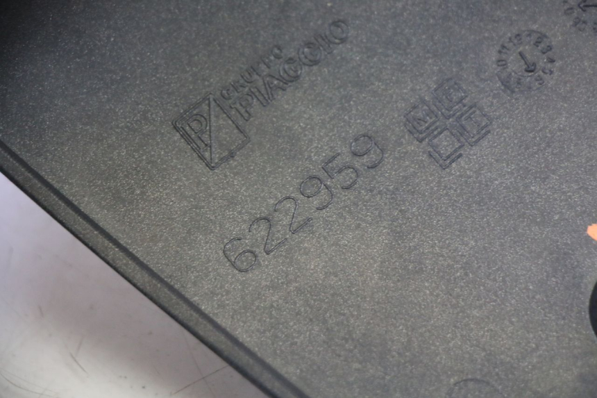 photo de LENKERVERKLEIDUNG PIAGGIO MP3 125 (2006 - 2014) - Gesamtansicht des Produkts