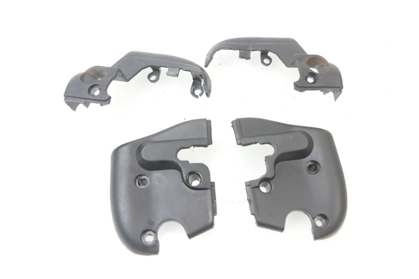 photo de LENKERVERKLEIDUNG APRILIA SCARABEO GT 125 (1999 - 2007) - Oberflächenzustand und Material