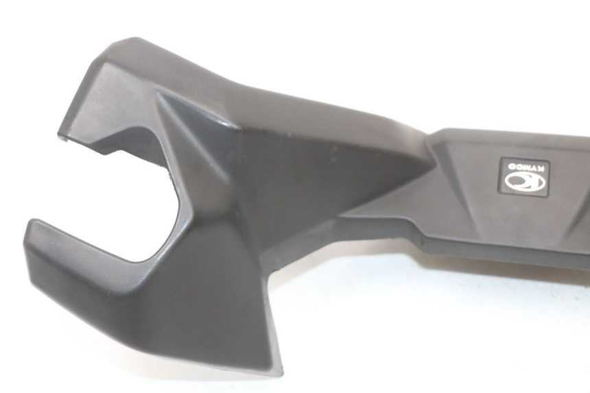 photo de LENKERVERKLEIDUNG KYMCO SUPER 8 4T 50 (2021 - 2024) - Technische Nahaufnahme